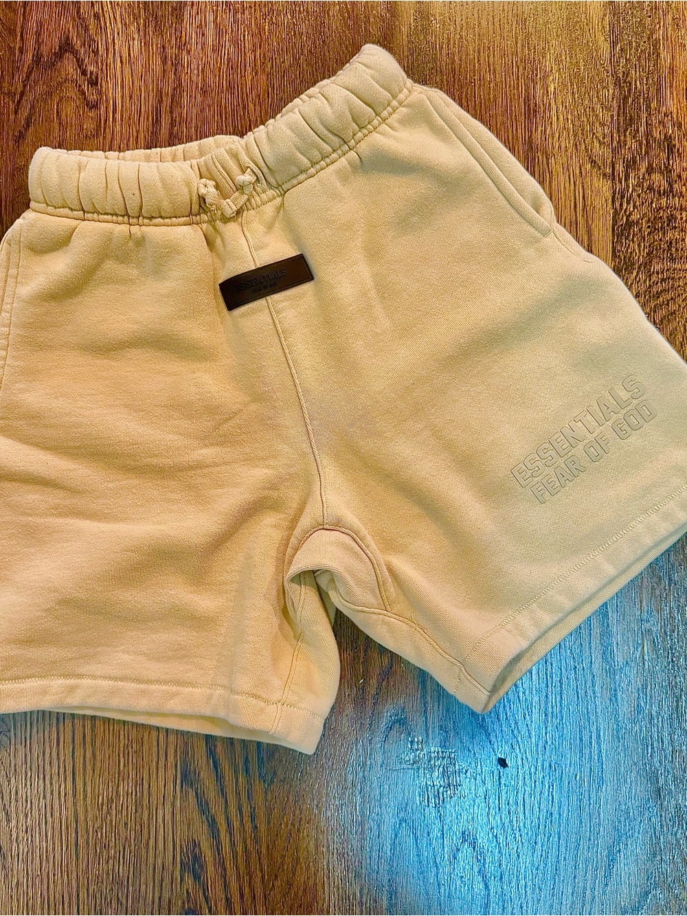 ESSENTIALS Fear of God Kids Beige Sweat Shorts Size 8